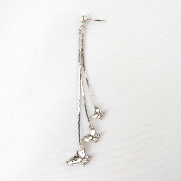 NEW Silver 3 Stranded Layered Butterfly Earrings - Picture 3 of 3